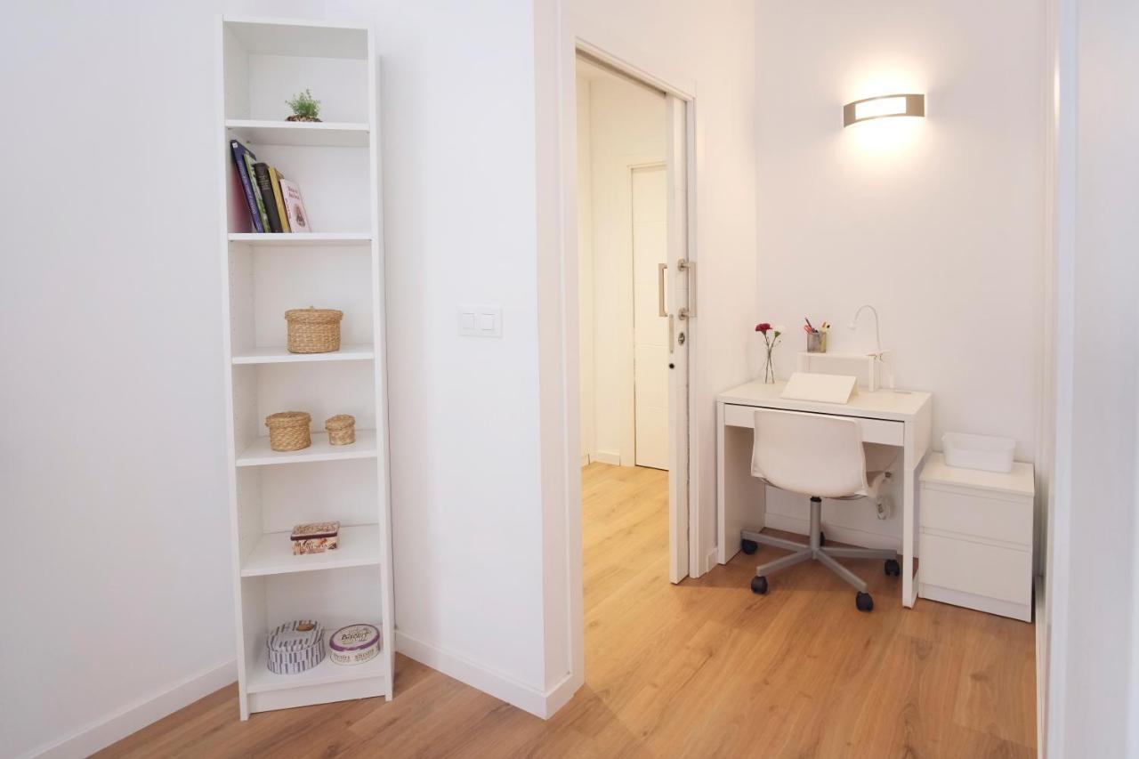 Hogar Moderno Cerca De Casco Antiguo De Valencia Apartment Exterior photo